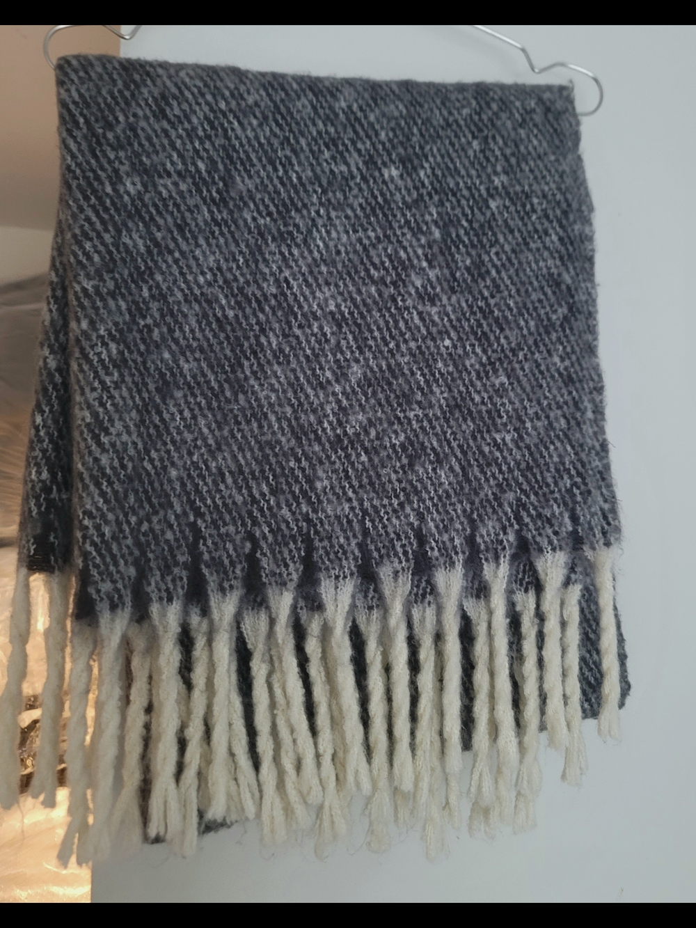 Banana Republic Gray and Cream Knit Fringe Scarf